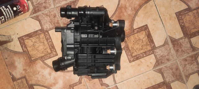 Корпус термостата в зборі 11538642560 BMW