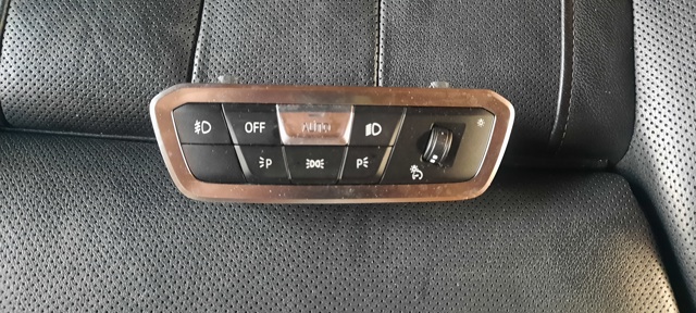 Перемикач світла фар, на "торпедо" 61319471935 BMW