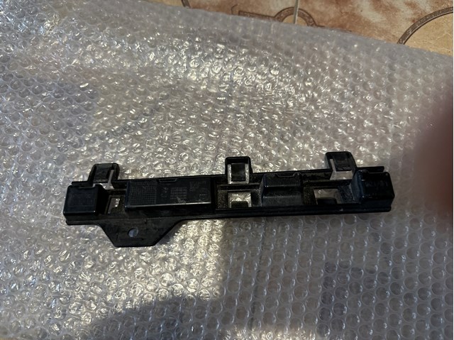 Опора порога (кріплення) 7240873 BMW