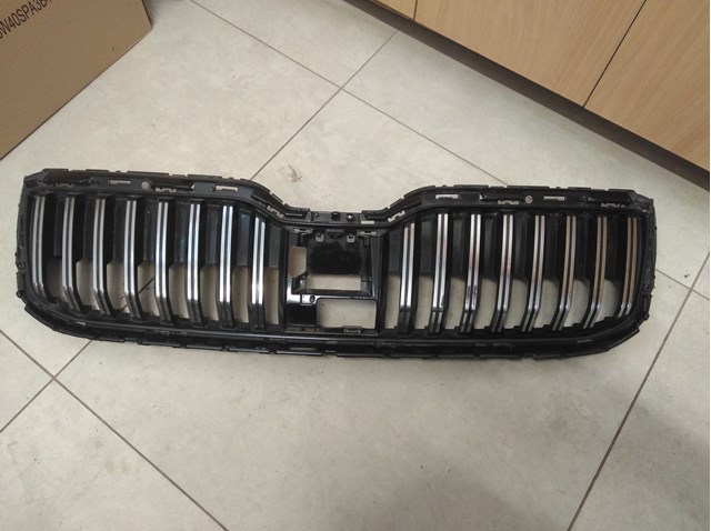Решітка радіатора 3V0853653G VAG