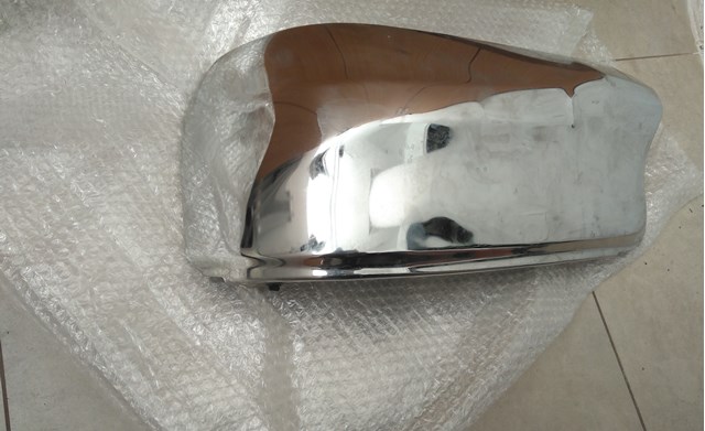 Кут бампера заднього правий 521510K070 TOYOTA