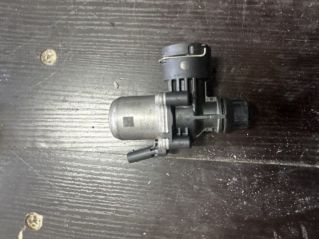 Регулюючий клапан охолоджувальної рідини 11518689694 BMW