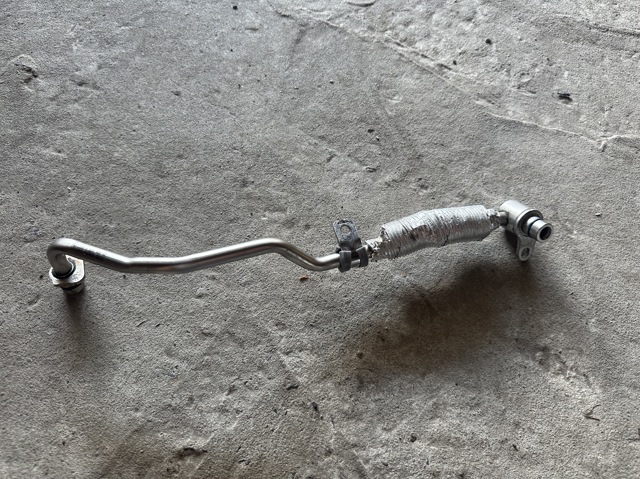 Шланг/патрубок рідинного охолодження турбіни, подача 11538650086 BMW