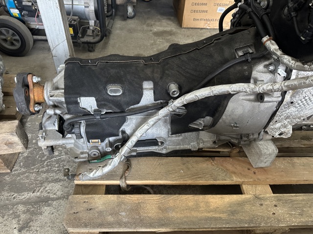 АКПП в зборі (автоматична коробка передач) 24008689731 BMW