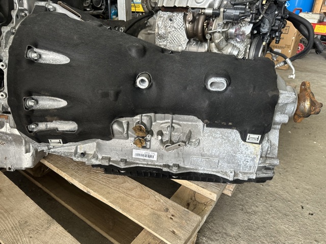 Коробка автомат 24008742391 BMW