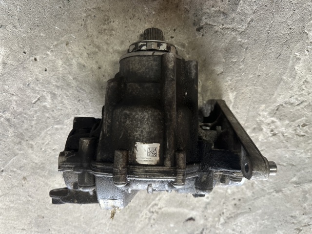 Демультиплікатор коробки передач 27107646889 BMW