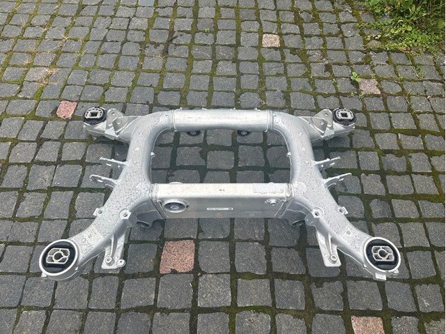 Підрамник задній 33316894149 BMW