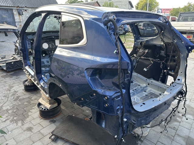Крило заднє 41305A52CB7 BMW