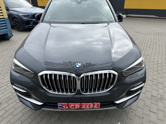 Бампер передній в зборі 51119492878 BMW