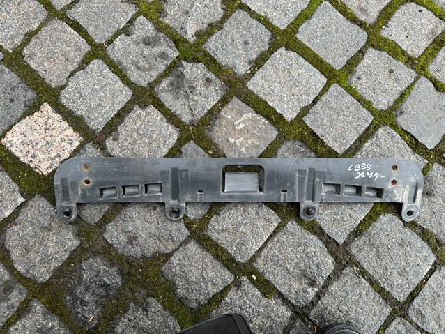 Накладка на передній бампер 51192414139 BMW