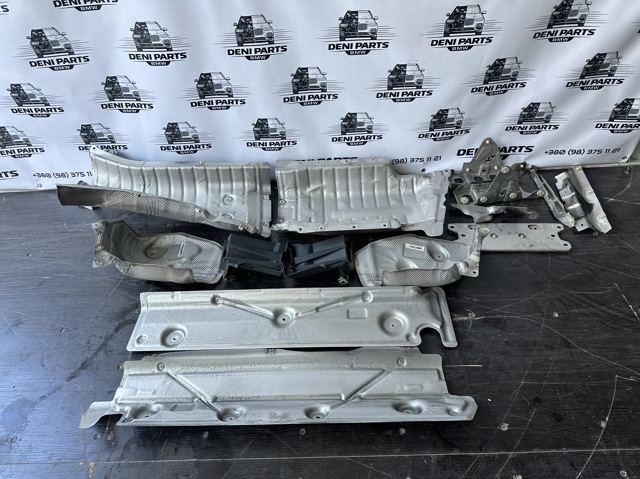 Захист (тепловий екран) вихлопної системи 51487424938 BMW