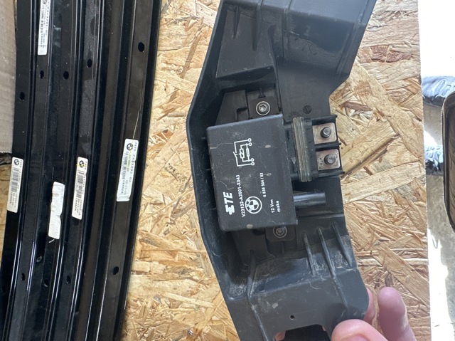 Реле поворотників 61366836504 BMW