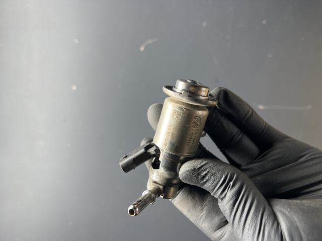 Форсунка вприскування AD BLUE A0004901613 MERCEDES
