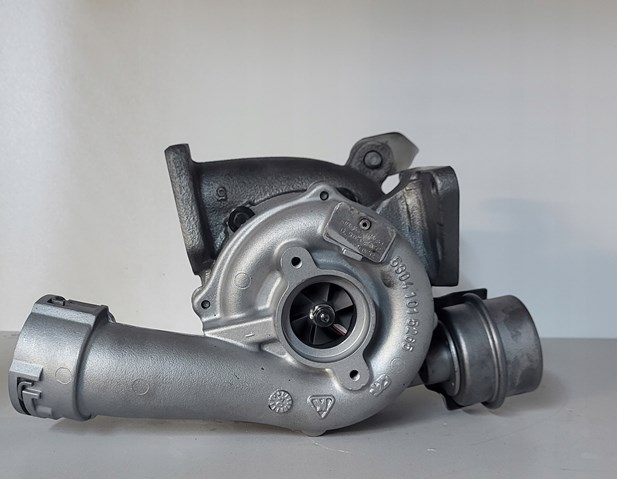 Турбонаддув 53049700032 BORG-WARNER