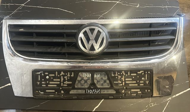 Захисна решітка радіатора 1T0853651AG VAG