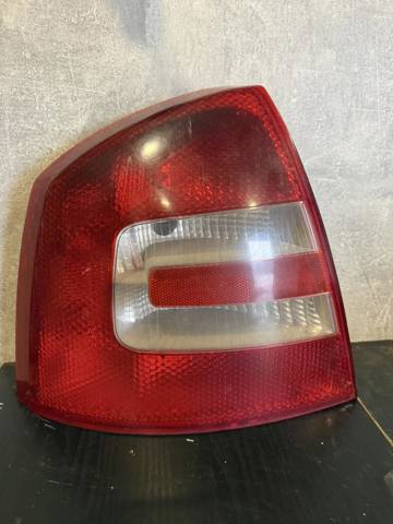Задня ліва фара 1Z5945095A VAG