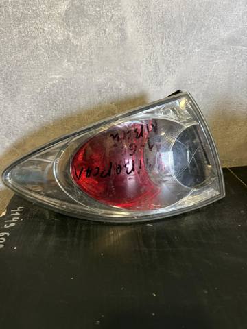 Задня ліва зовнішня фара 22061974 MAZDA