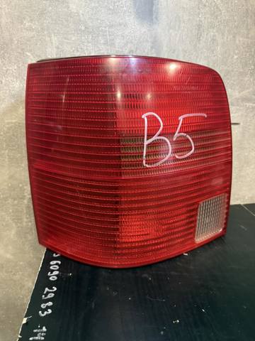 Ліхтар задній лівий Volkswagen Passat B5