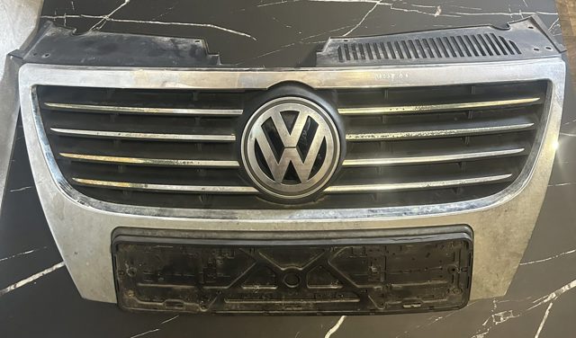 Облицювання радіатора 3C0853651DPWF VAG