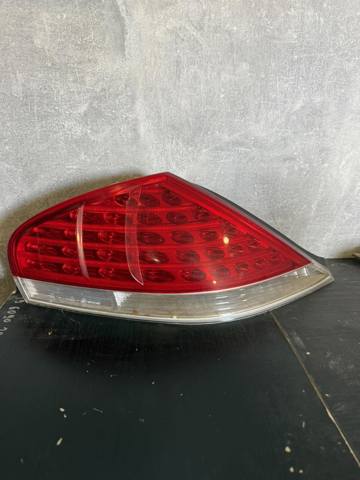 Задня ліва фара 63217170975 BMW