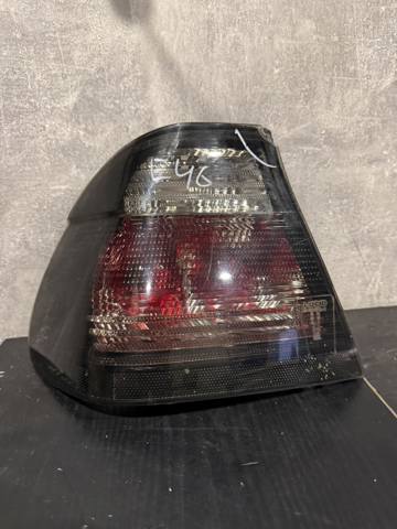 Ліхтар задній лівий, зовнішній 63218364921 BMW