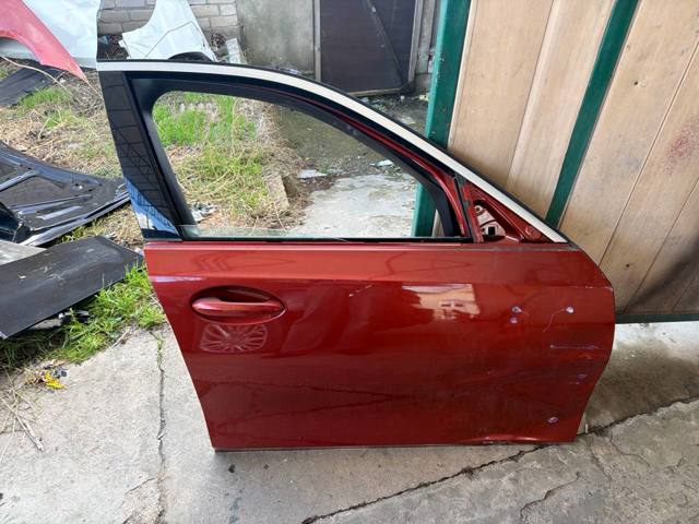 Пасажирські передні двері 41517482276 BMW