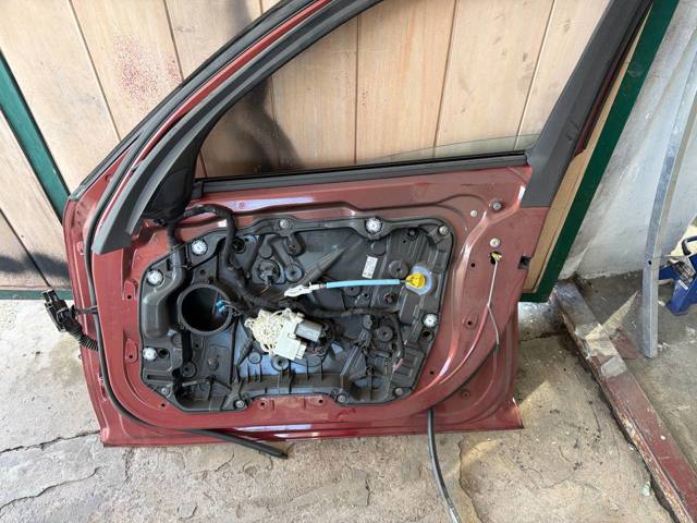 Склопідйомник передньої правої двері 51338498854 BMW