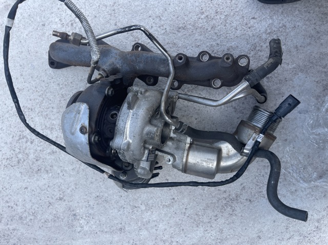 Турбонаддув 04L253056H VAG