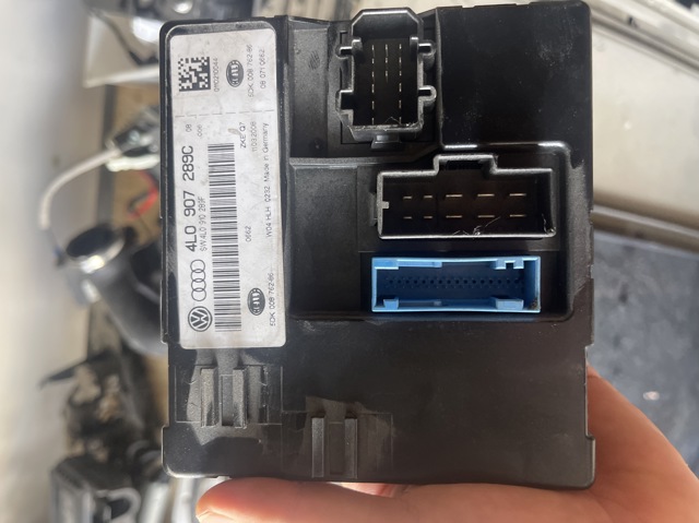Блок управління комфорту 4L0907289C VAG