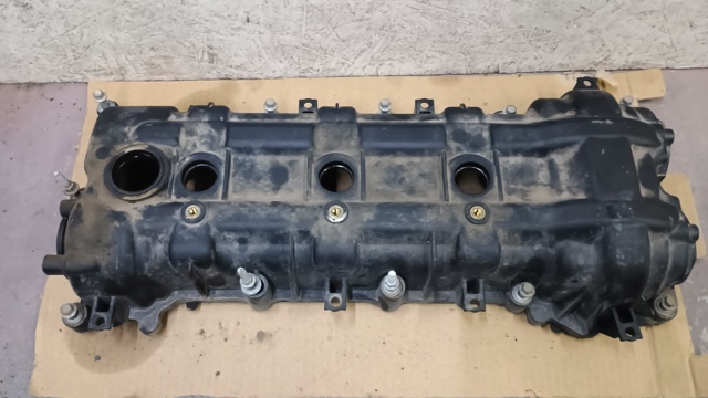 Кришка клапанна, права 05184068AN CHRYSLER