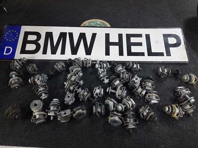 Кронштейн-адаптер кріплення фари передньої 07149310339 BMW