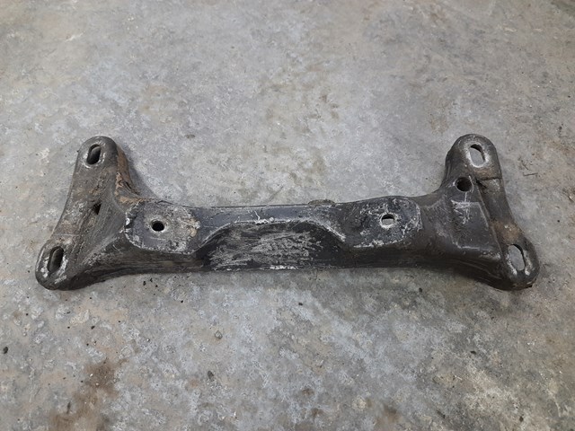 Кріплення кпп 1094684 BMW