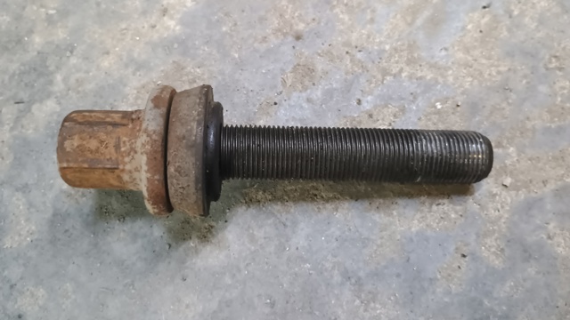 Болт коленвала 11232248268 BMW