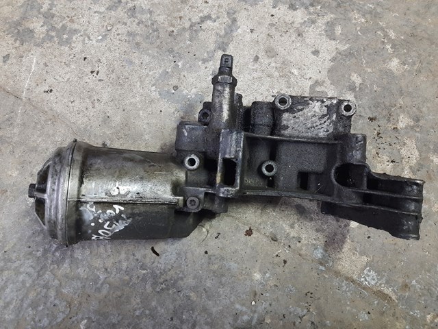 Корпус маслофільтра 11421738640 BMW