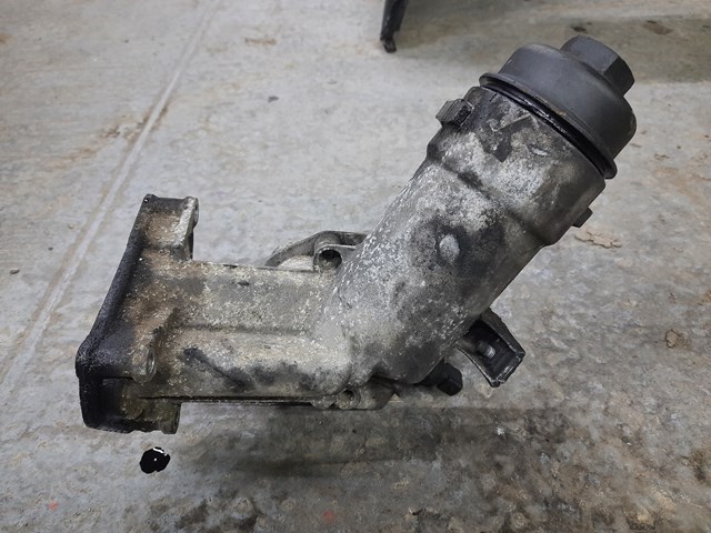 Корпус маслофільтра 11427805407 BMW