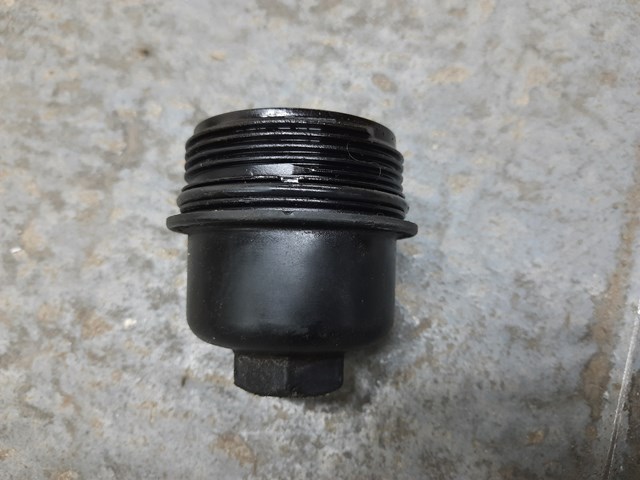 Кришка масляного фільтра 11428575907 BMW