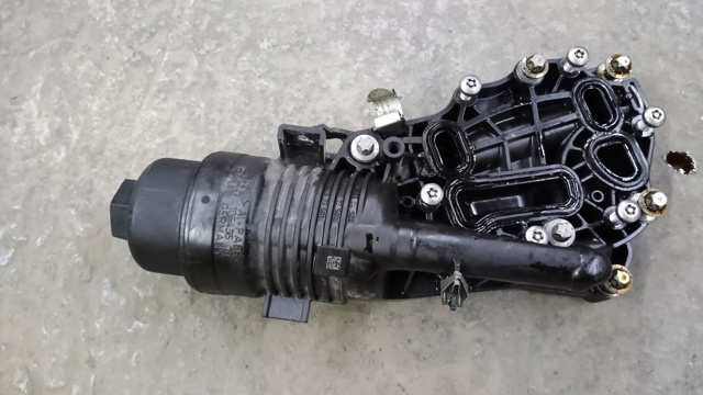 Корпус маслофільтра 11428580412 BMW