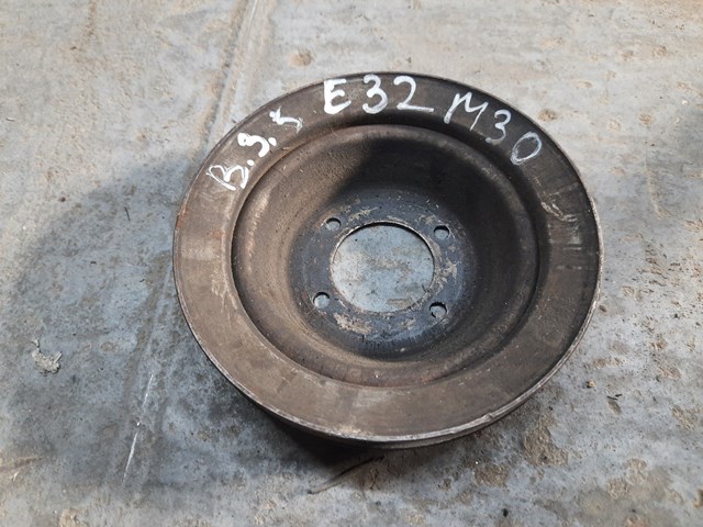Шків водяного насоса 11511271423 BMW