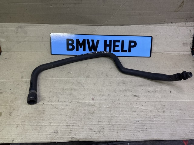 Шланг/патрубок системи охолодження 11531438632 BMW