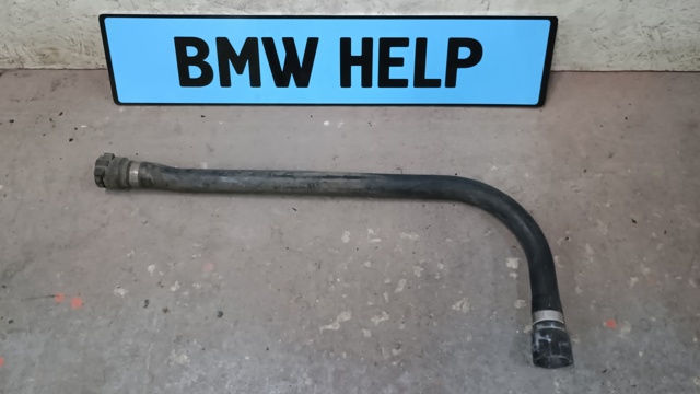 Шланг/патрубок радіатора охолодження, верхній 11531438633 BMW
