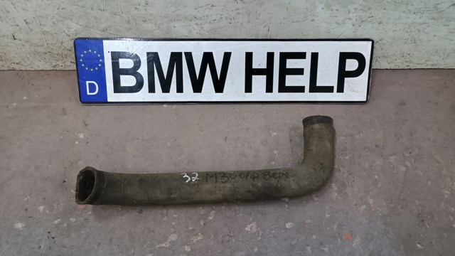 Шланг/патрубок радіатора охолодження, нижній 11531713221 BMW