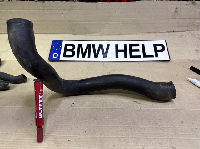 Шланг/патрубок радіатора охолодження, нижній 11531741409 BMW
