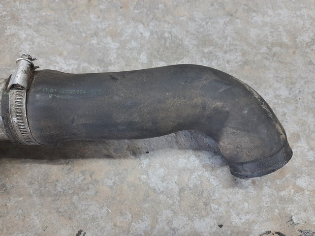 Шланг/патрубок інтеркуллера, нижній лівий 11612247324 BMW