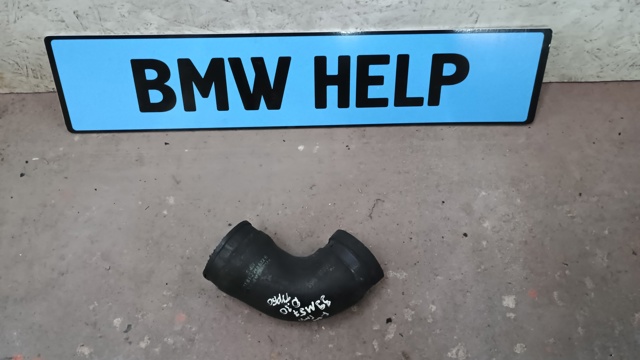 Патрубок повітряний, вихід з турбіни (наддув) 11612248622 BMW