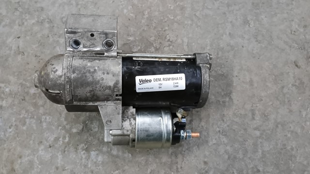Стартер автомобільний 12418643641 BMW