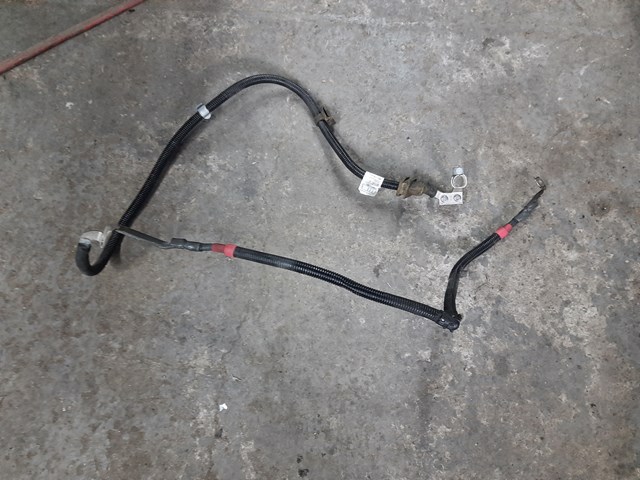 Кабель стартера 12428677250 BMW