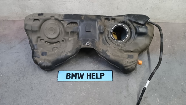 Бензобак 16117465281 BMW
