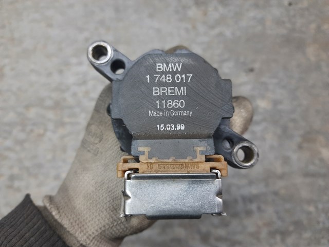 Котушка 1748017 BMW