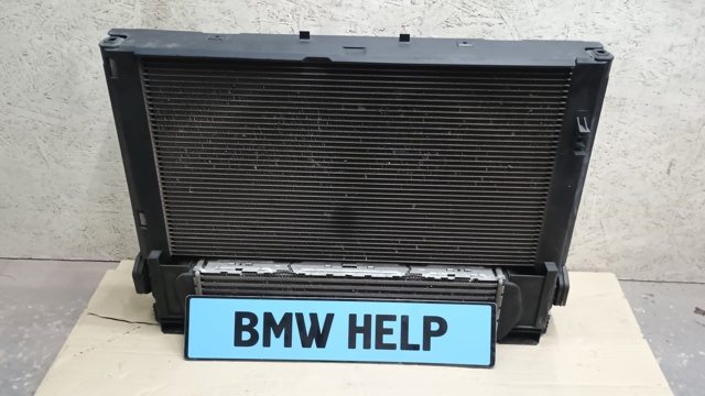 Охолоджувач наддувочного повітря 17517618809 BMW