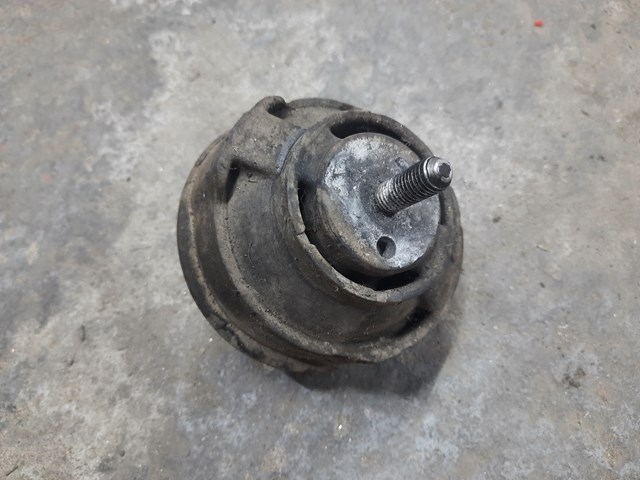 Права подушка двигуна 22116779972 BMW